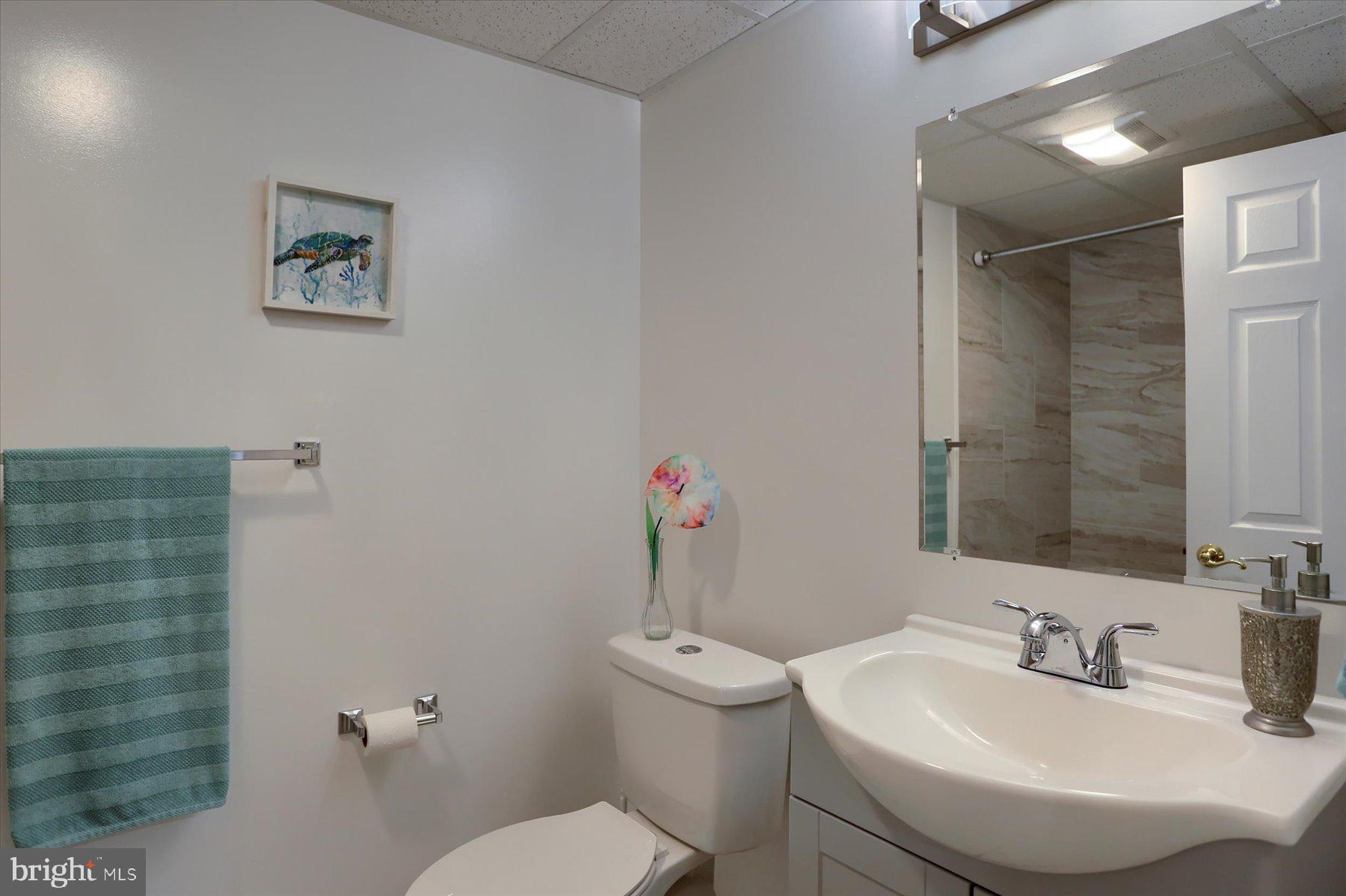 LOCUST WOODS - Residential