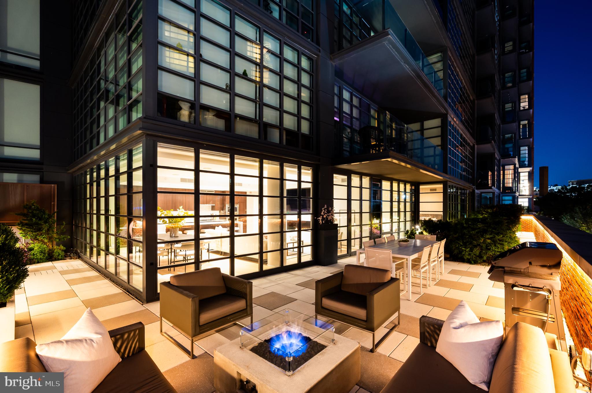 WATERFRONT SW RLA - Residential