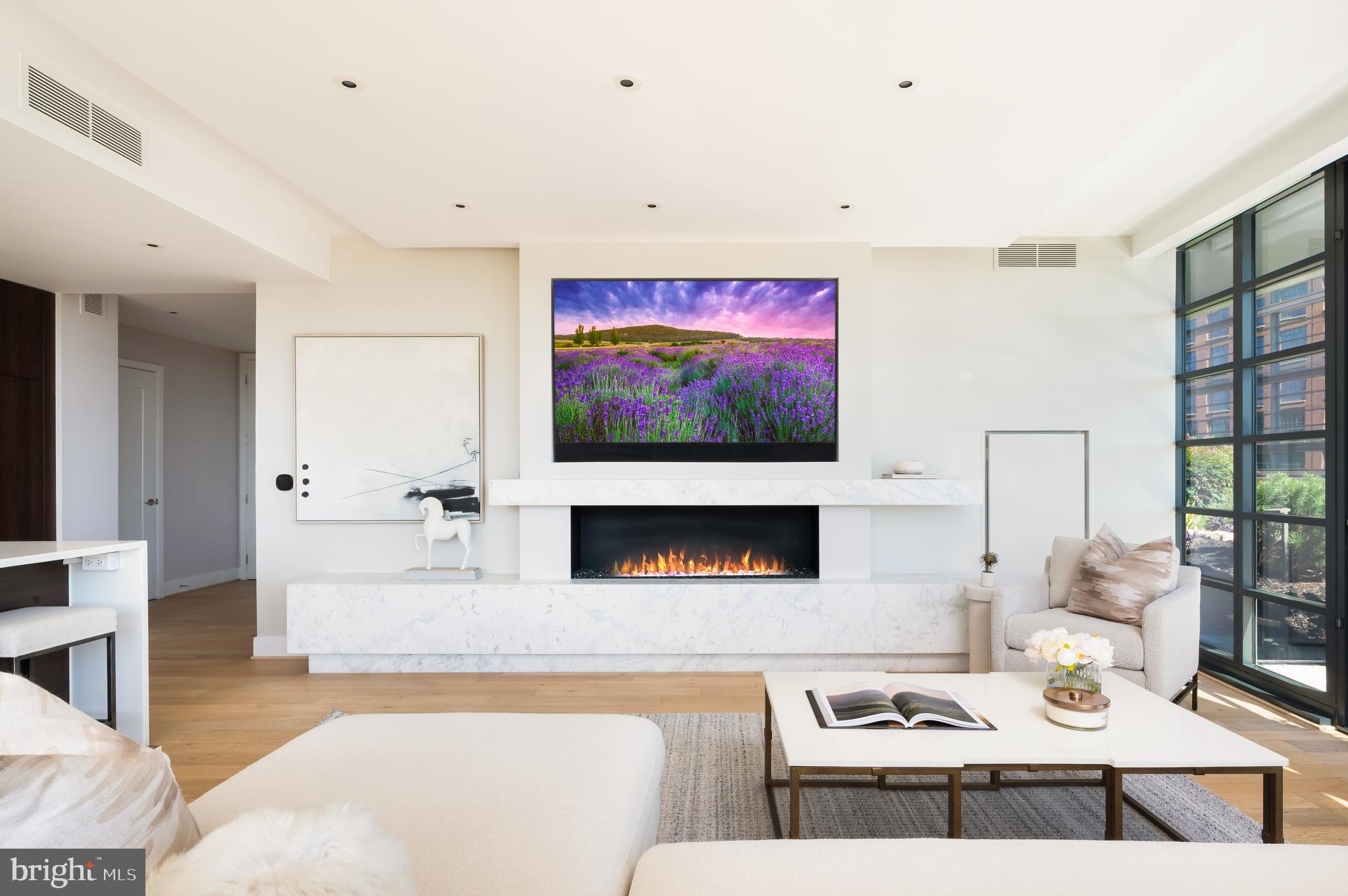 WATERFRONT SW RLA - Residential