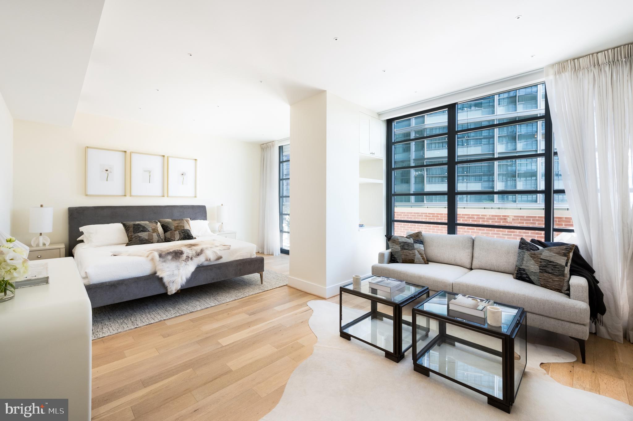 WATERFRONT SW RLA - Residential