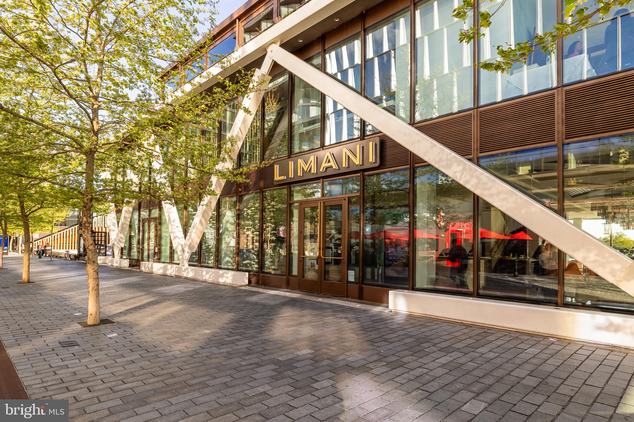 WATERFRONT SW RLA - Residential