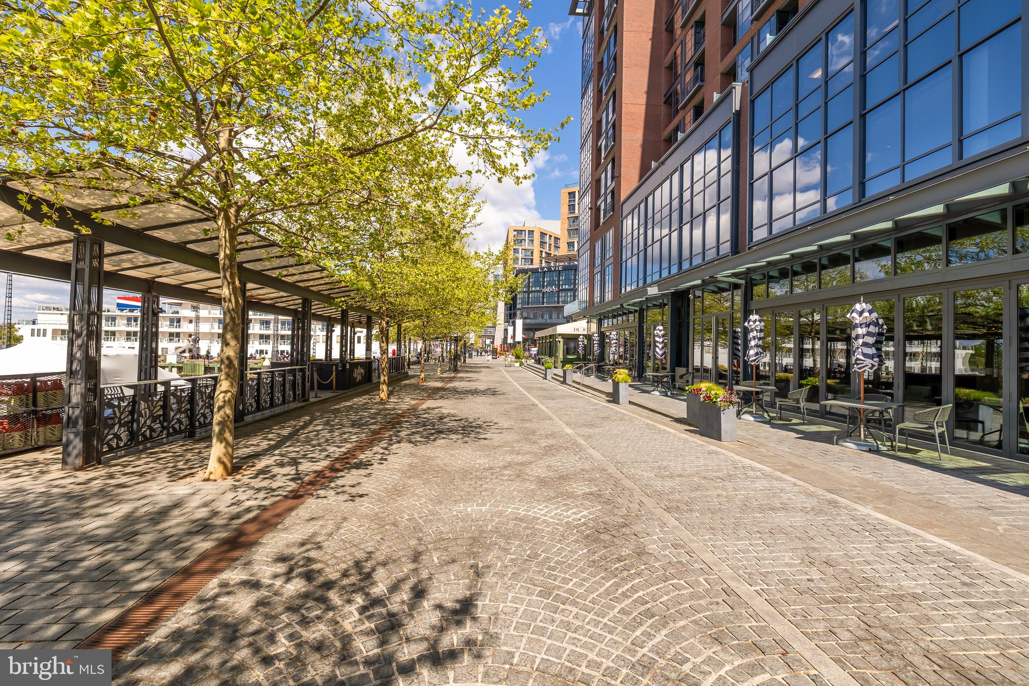 WATERFRONT SW RLA - Residential