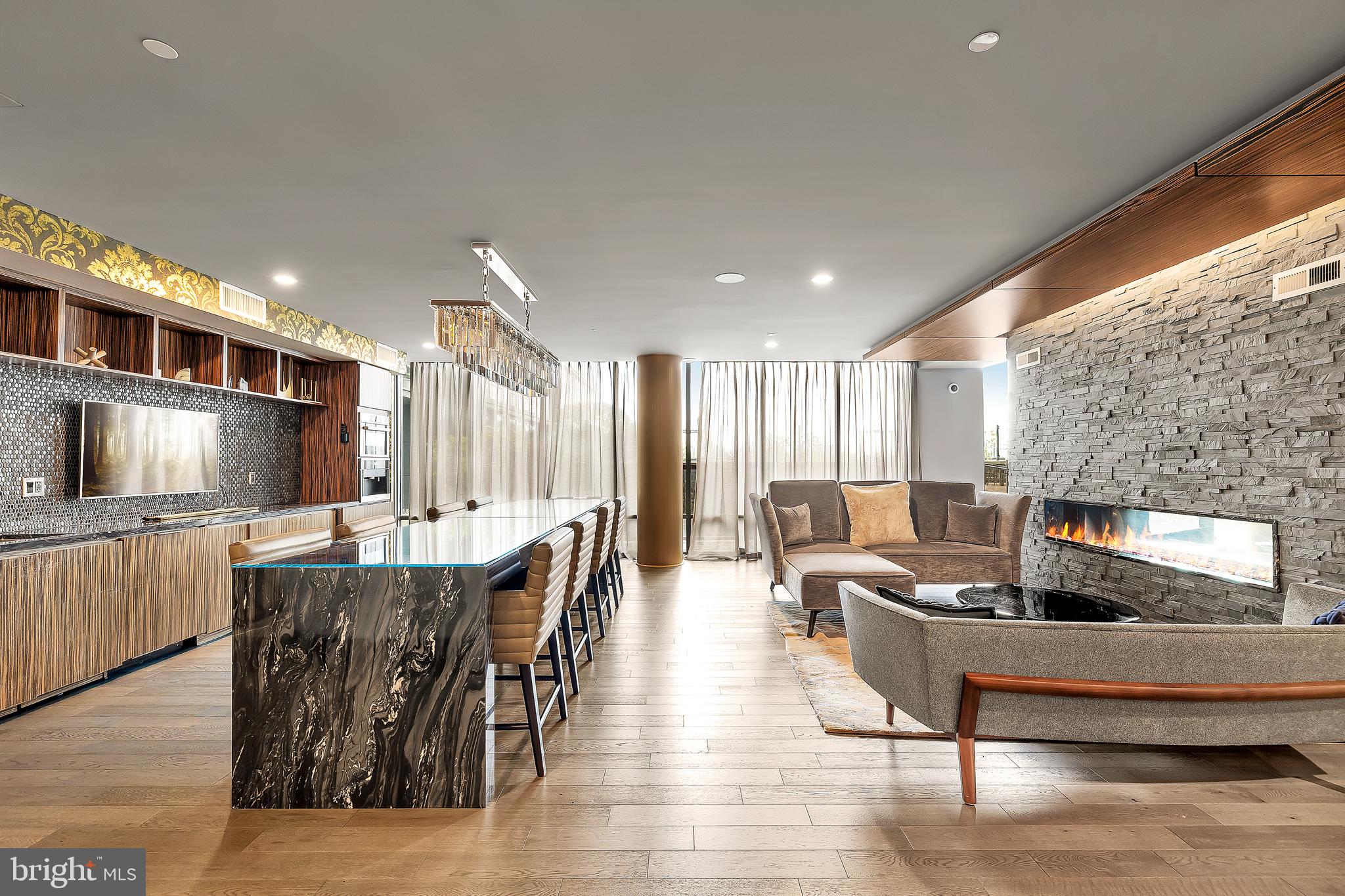 WATERFRONT SW RLA - Residential