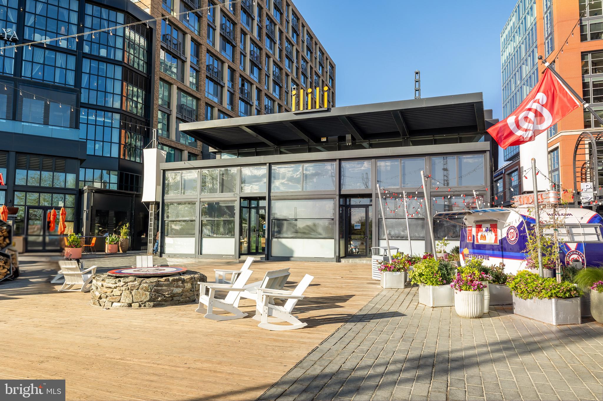 WATERFRONT SW RLA - Residential