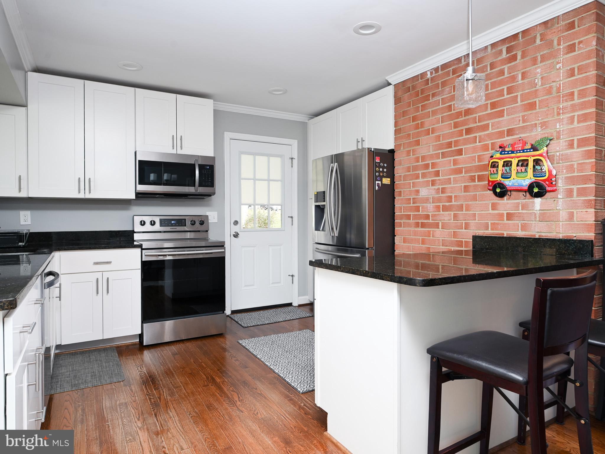 WEST SPRINGFIELD - Residential