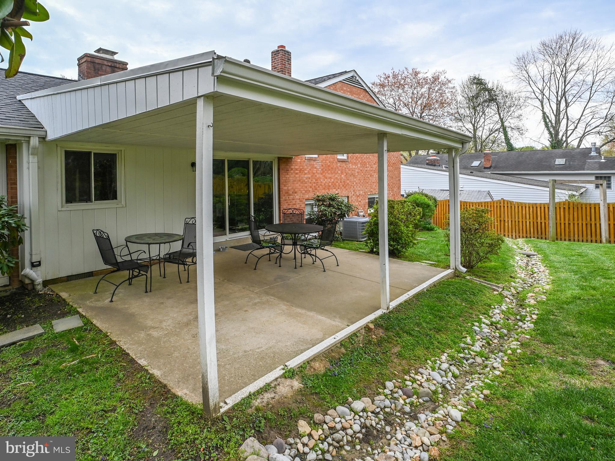 WEST SPRINGFIELD - Residential