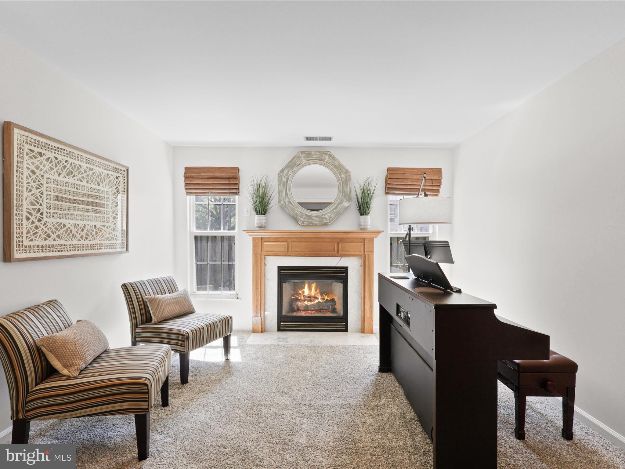 SOUTH RIDING - Residential