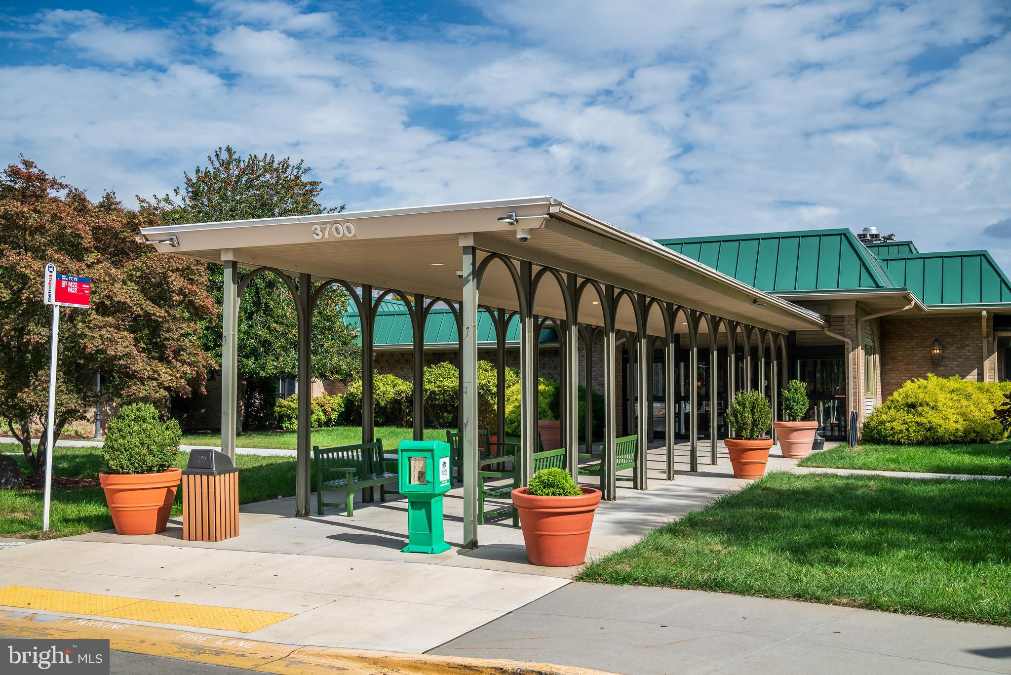 LEISURE WORLD - Residential