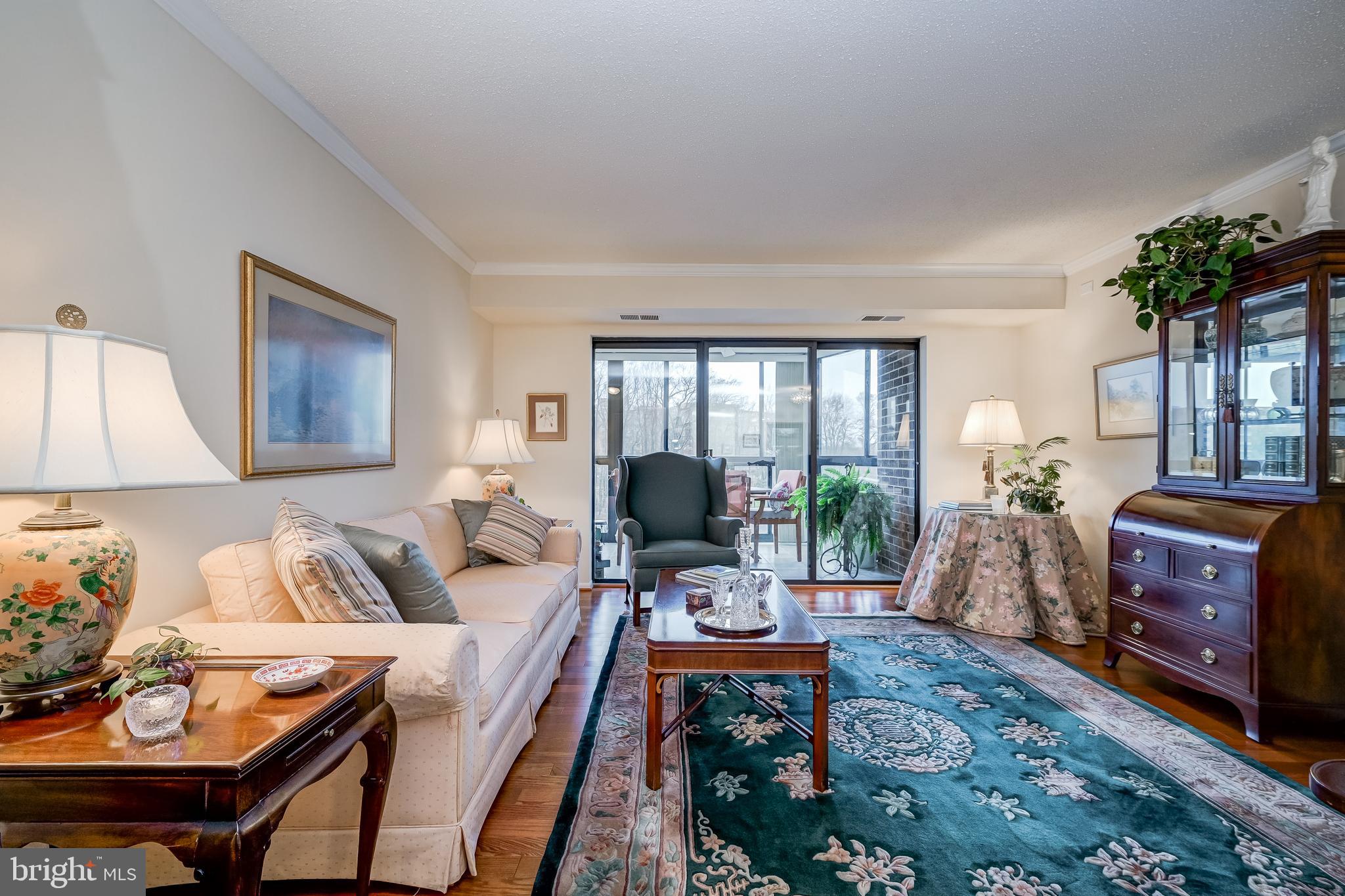 LEISURE WORLD - Residential