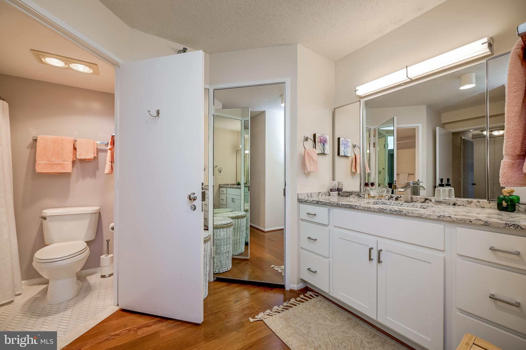 LEISURE WORLD - Residential