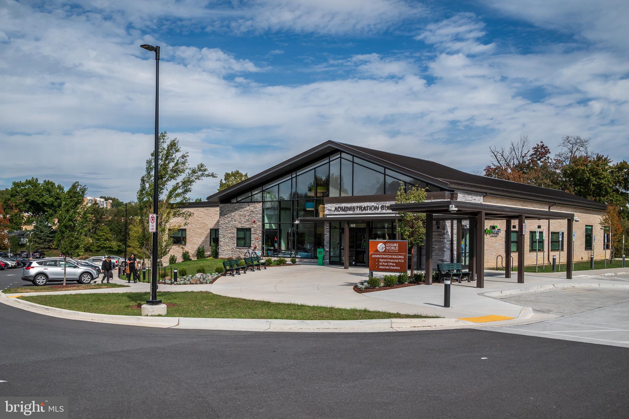 LEISURE WORLD - Residential