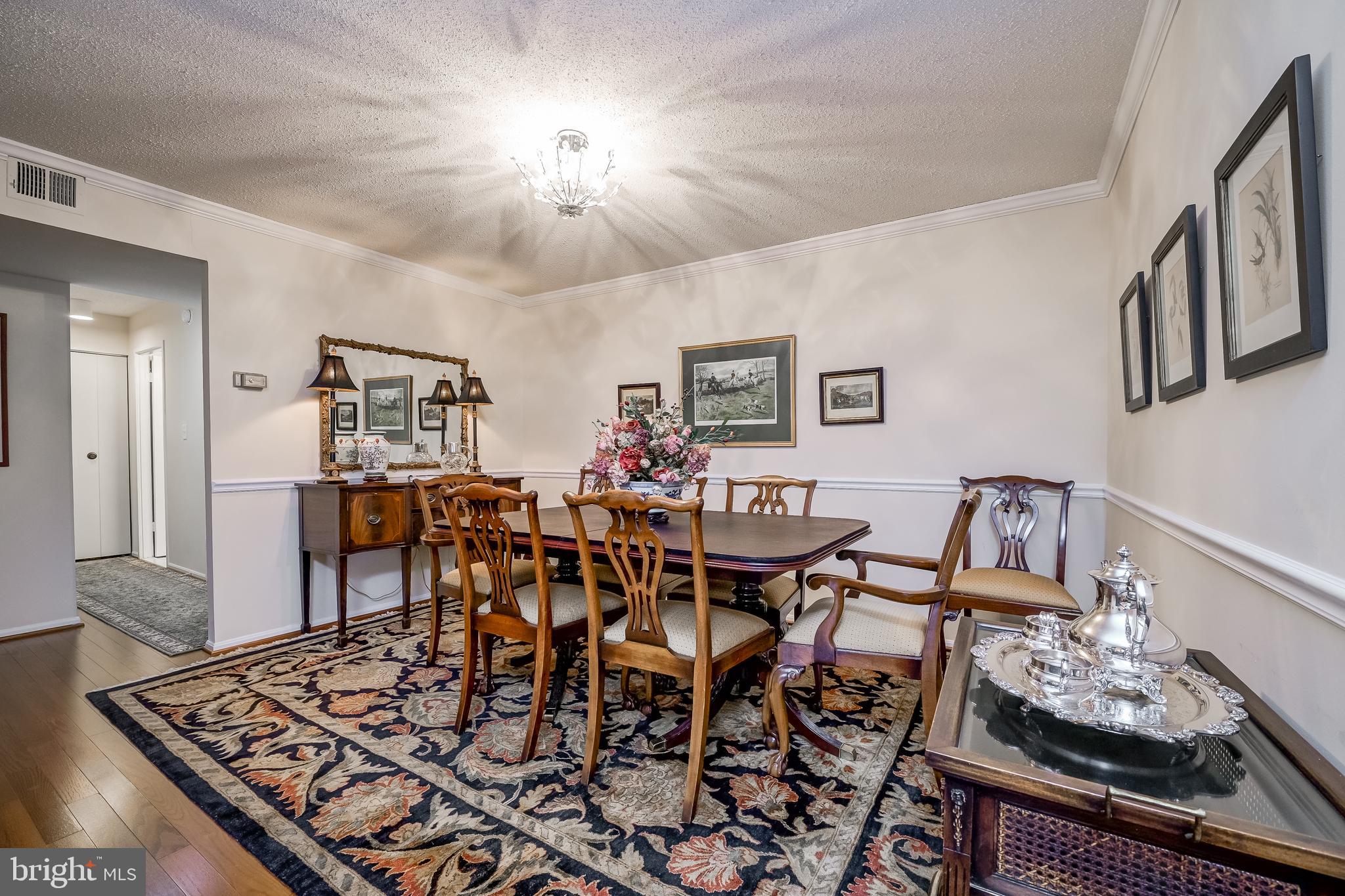 LEISURE WORLD - Residential