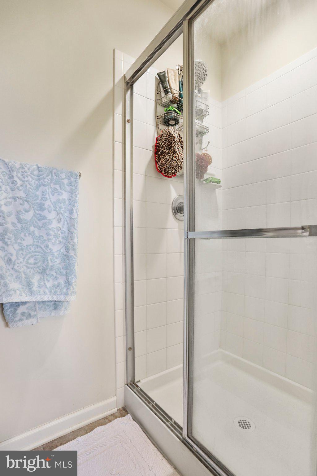 LAKELAND PLACE - Residential