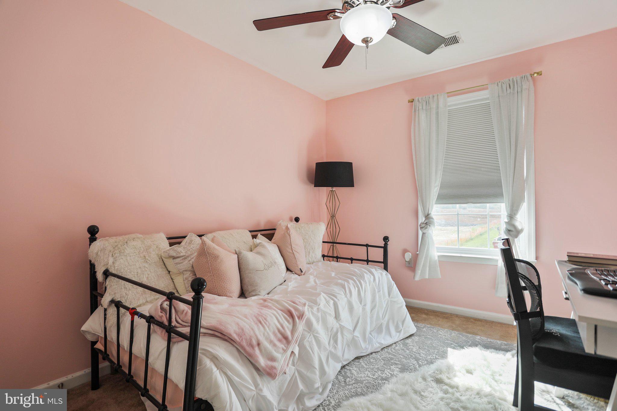 LAKELAND PLACE - Residential