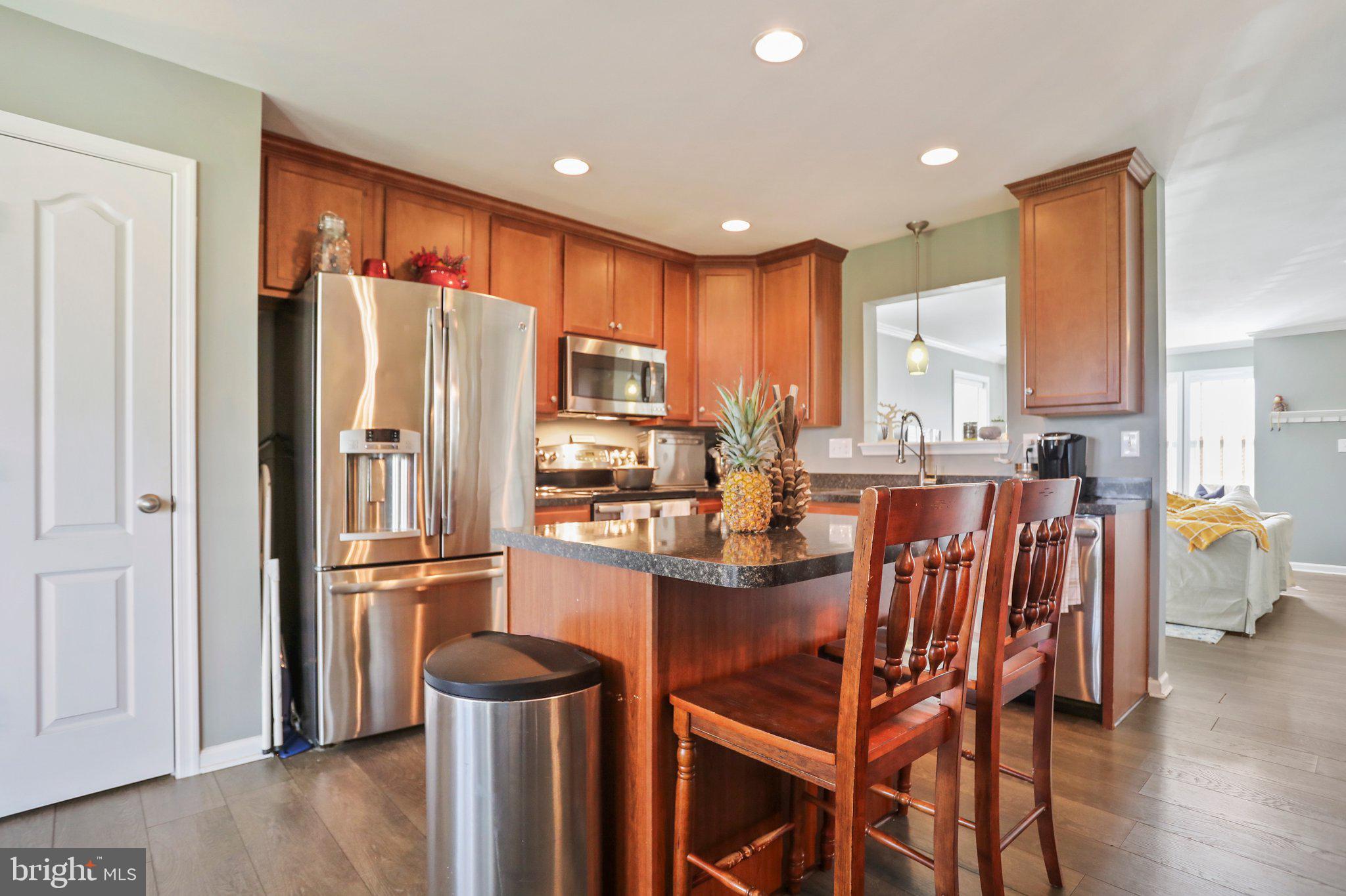 LAKELAND PLACE - Residential