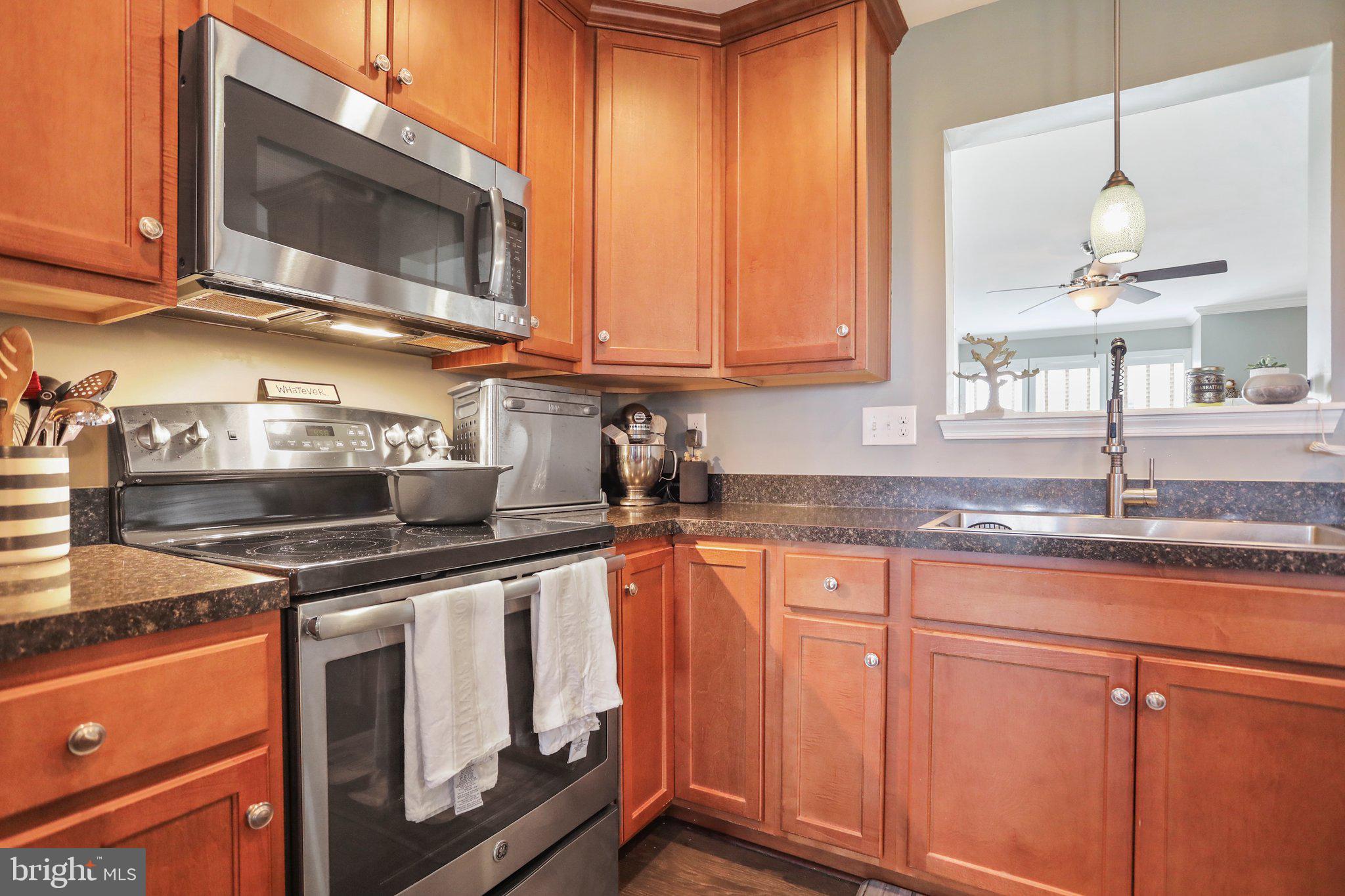 LAKELAND PLACE - Residential