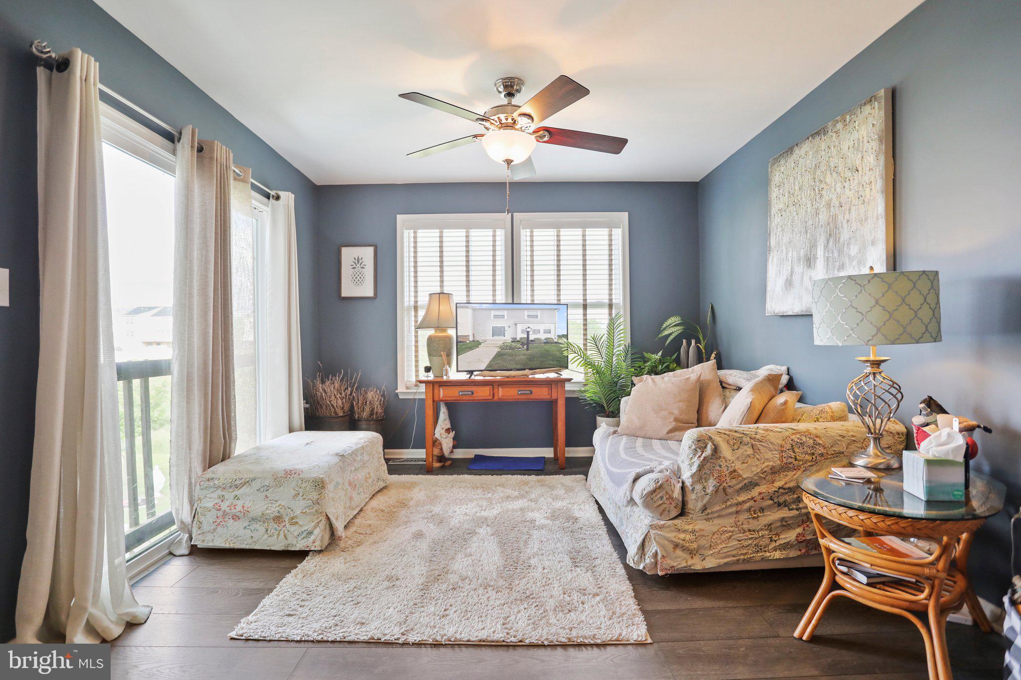 LAKELAND PLACE - Residential