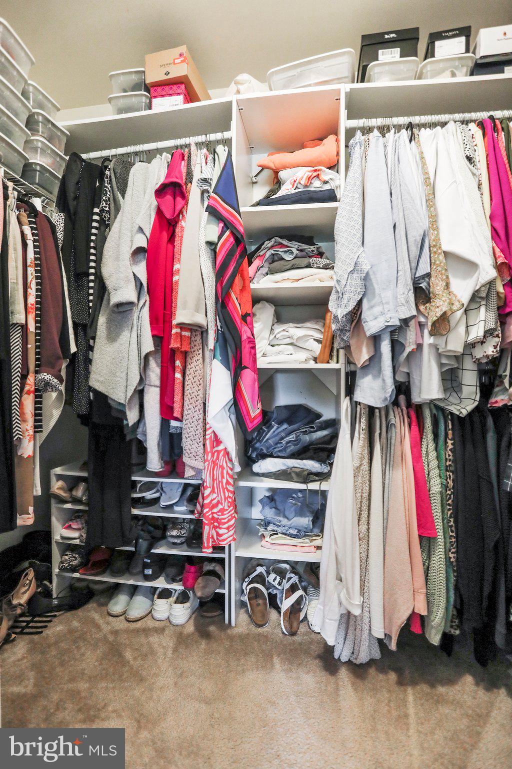 LAKELAND PLACE - Residential