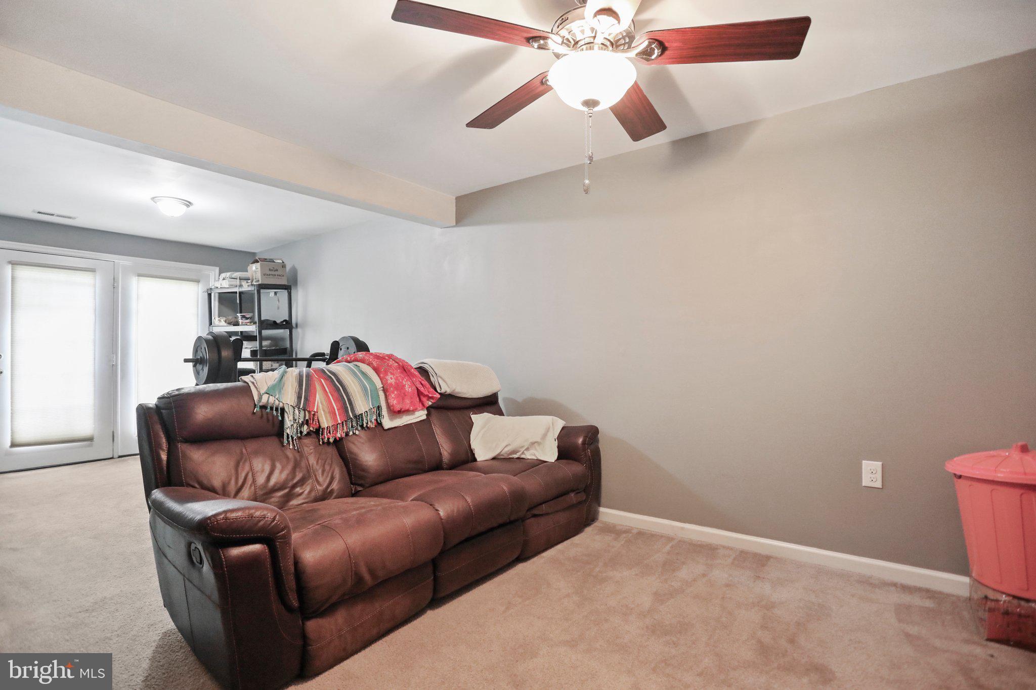 LAKELAND PLACE - Residential