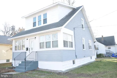 301 Laurel Avenue, Woodlynne, NJ 08107 - MLS#: NJCD2109634