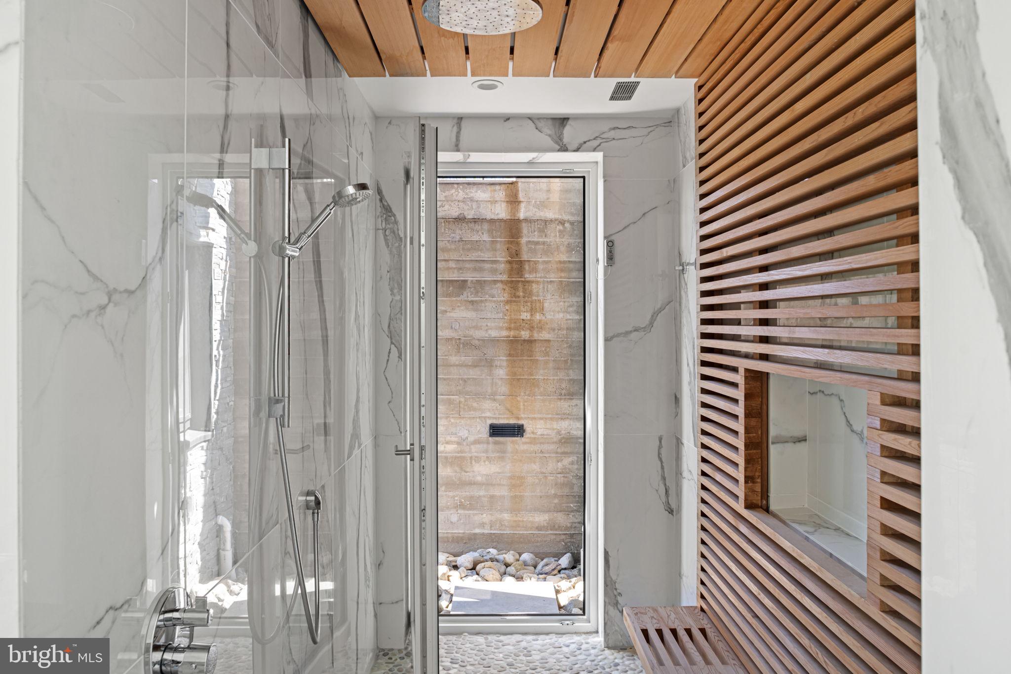 PEBBLE HILL - Residential