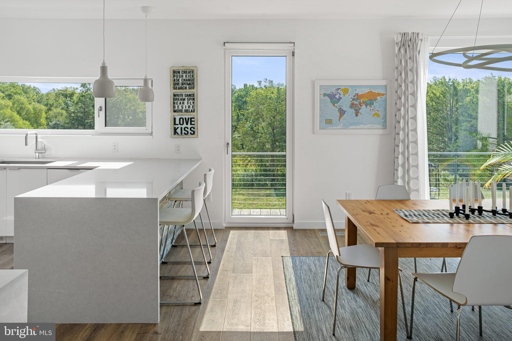 PEBBLE HILL - Residential