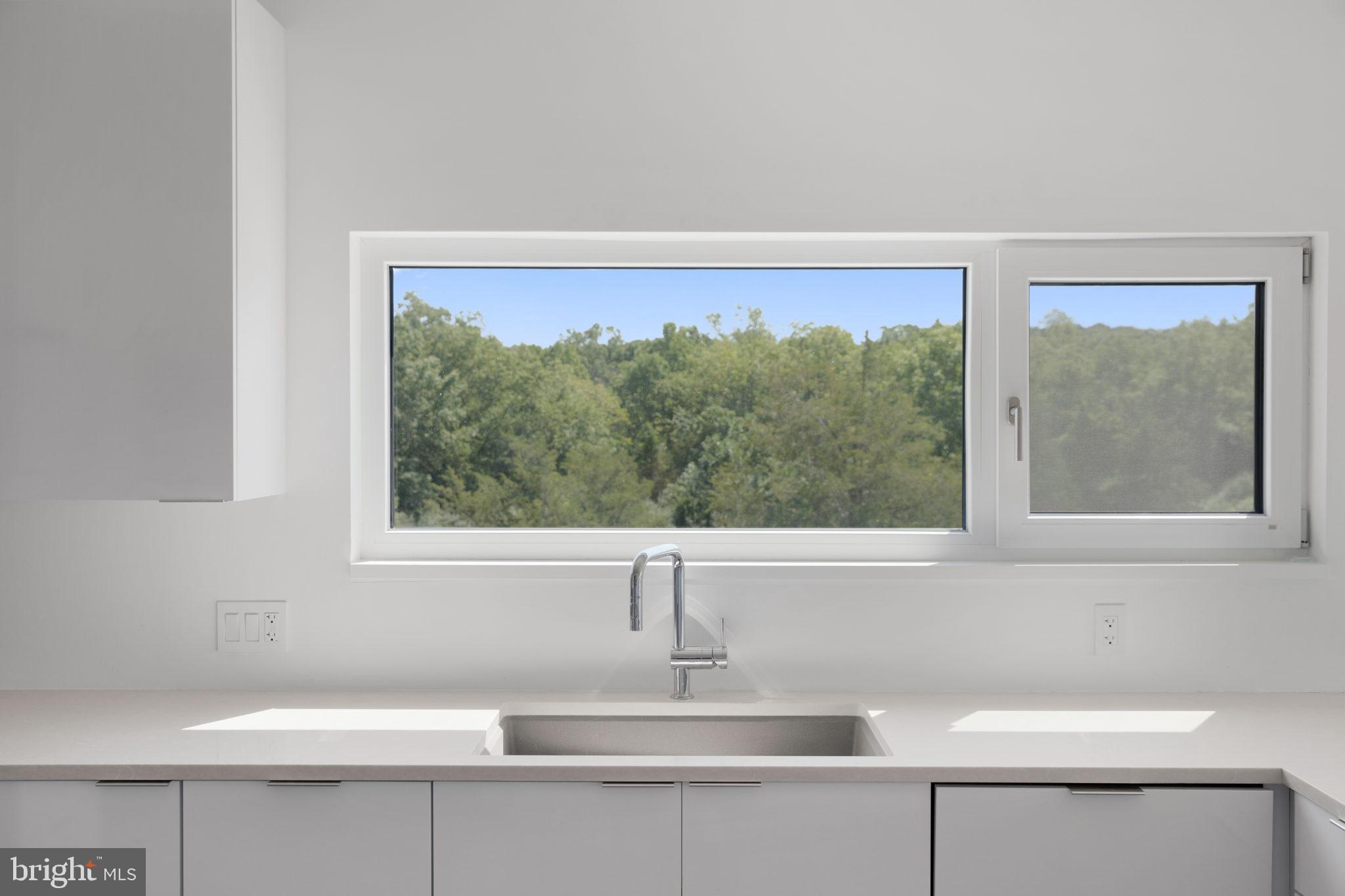 PEBBLE HILL - Residential