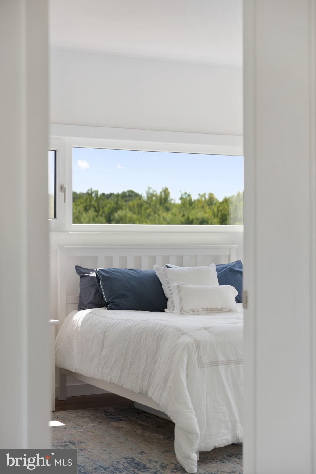 PEBBLE HILL - Residential