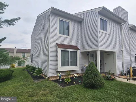 MLS: NJBL2121744