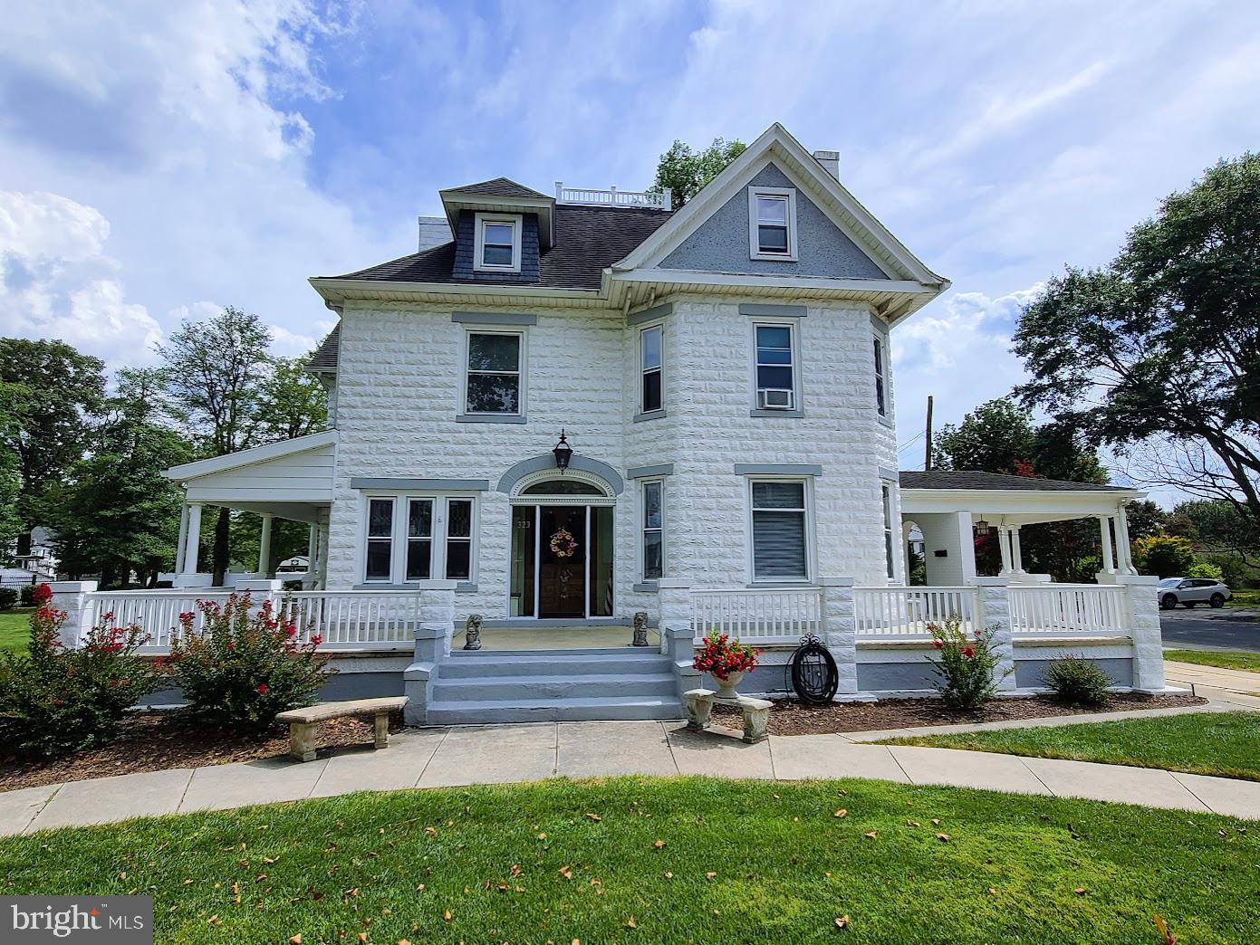 323 PENNSYLVANIA AVENUE