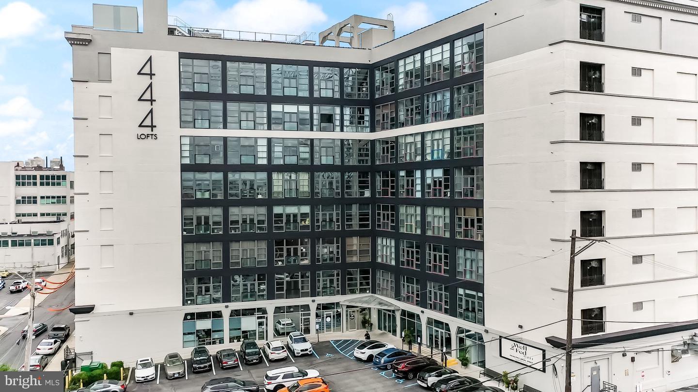 NORTHERN LIBERTIES - Commercial Lease