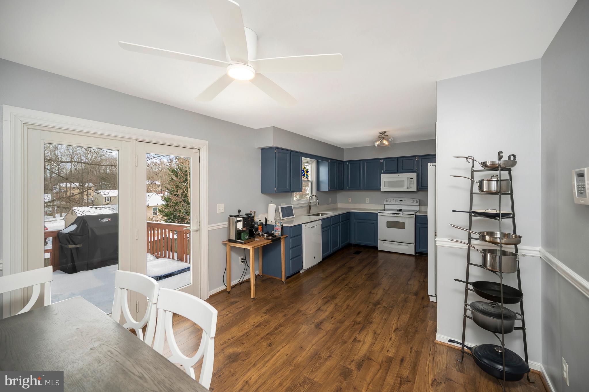 VISTA WOODS - Residential