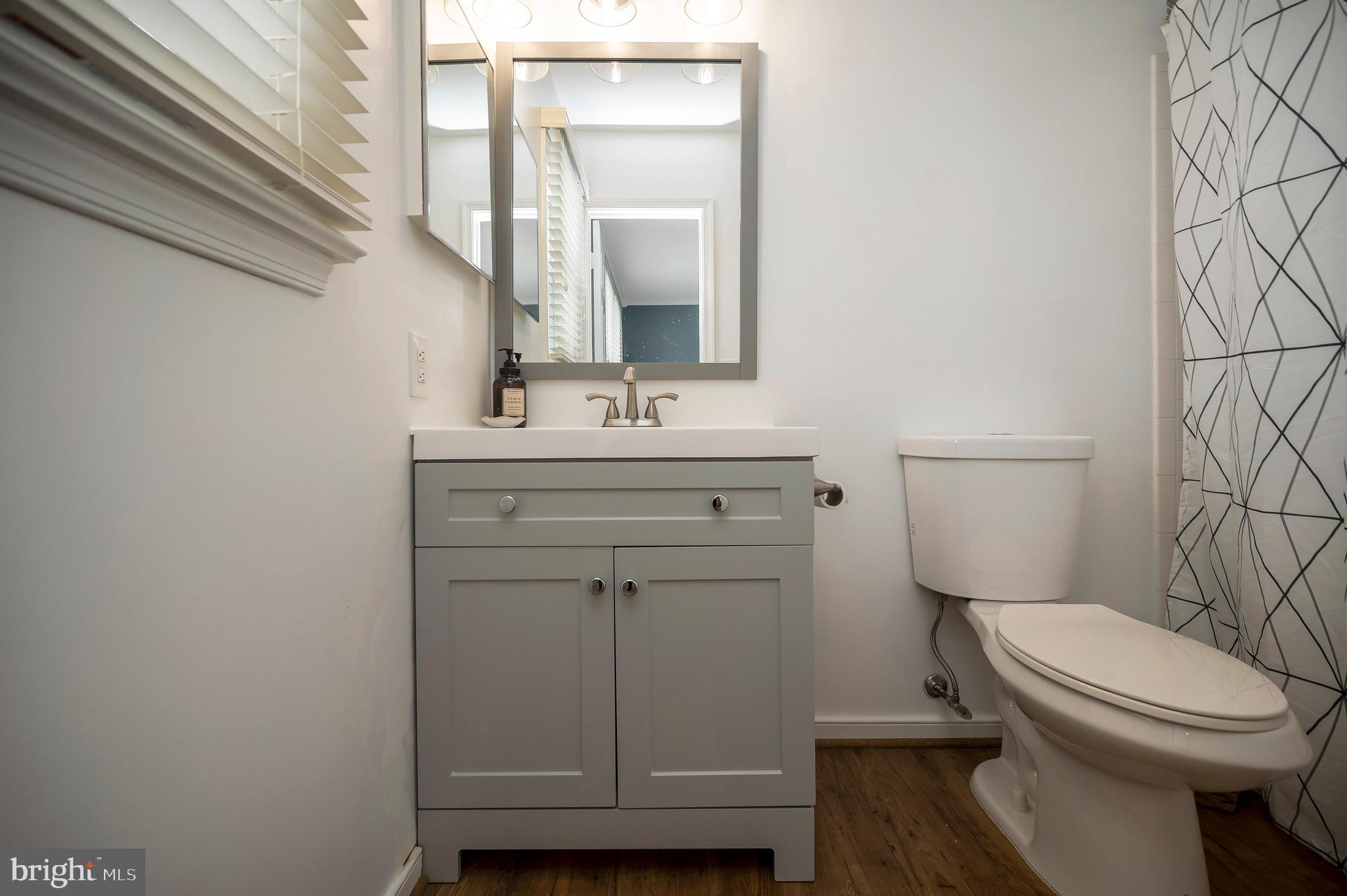 VISTA WOODS - Residential