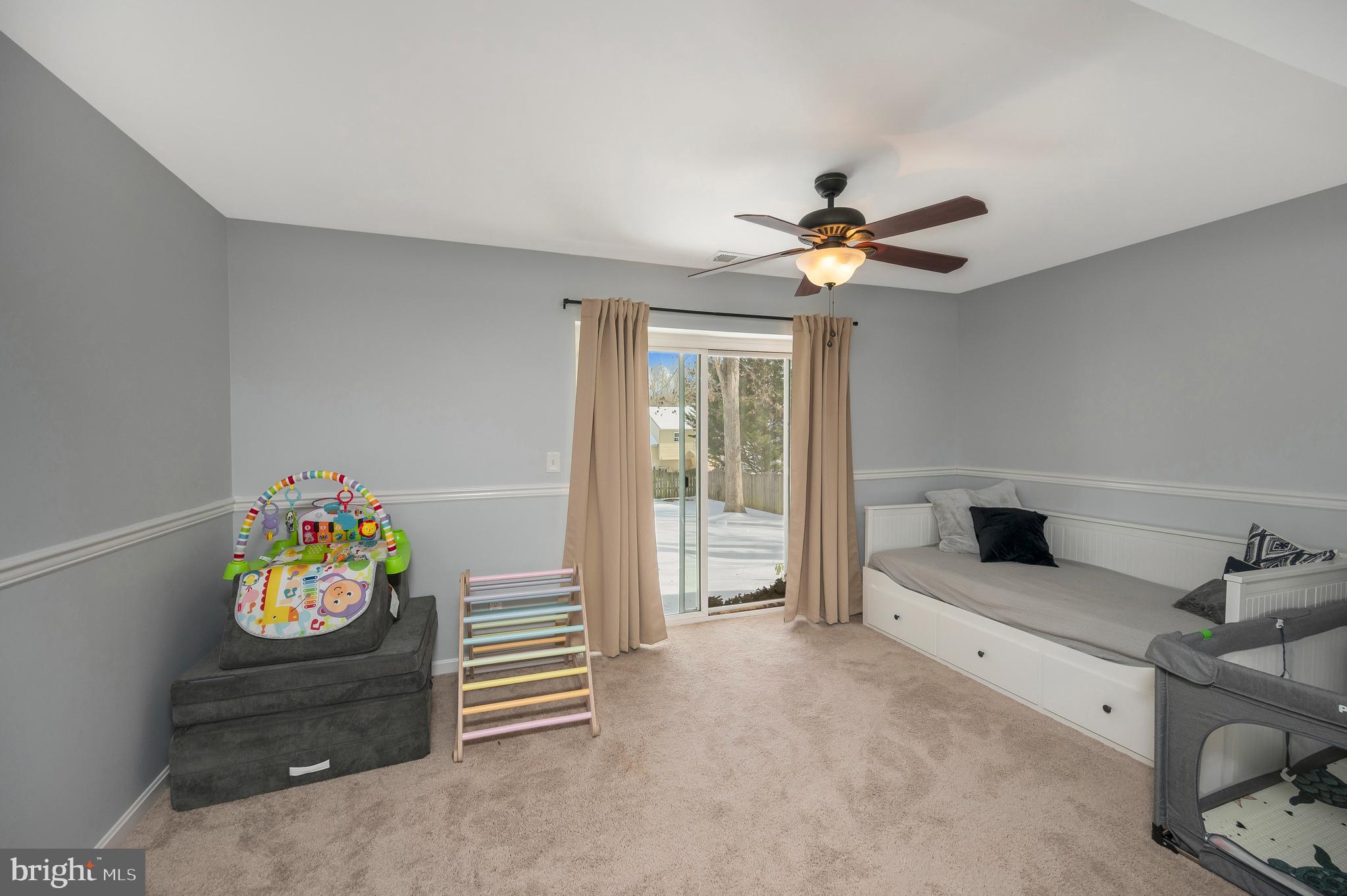 VISTA WOODS - Residential