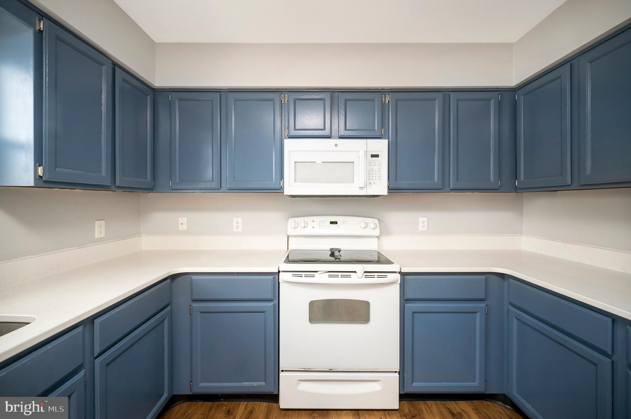 VISTA WOODS - Residential