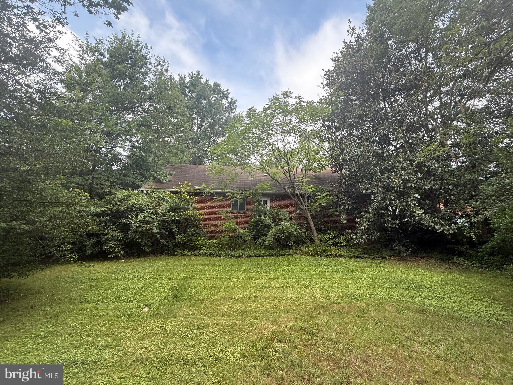 3019 N TUCKAHOE STREET