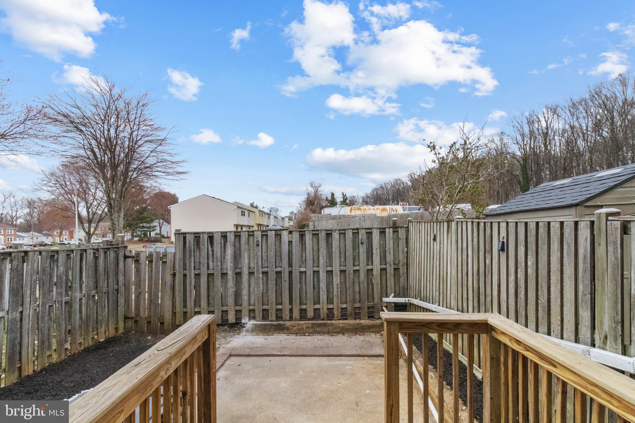 WESTHAMPTON - Residential