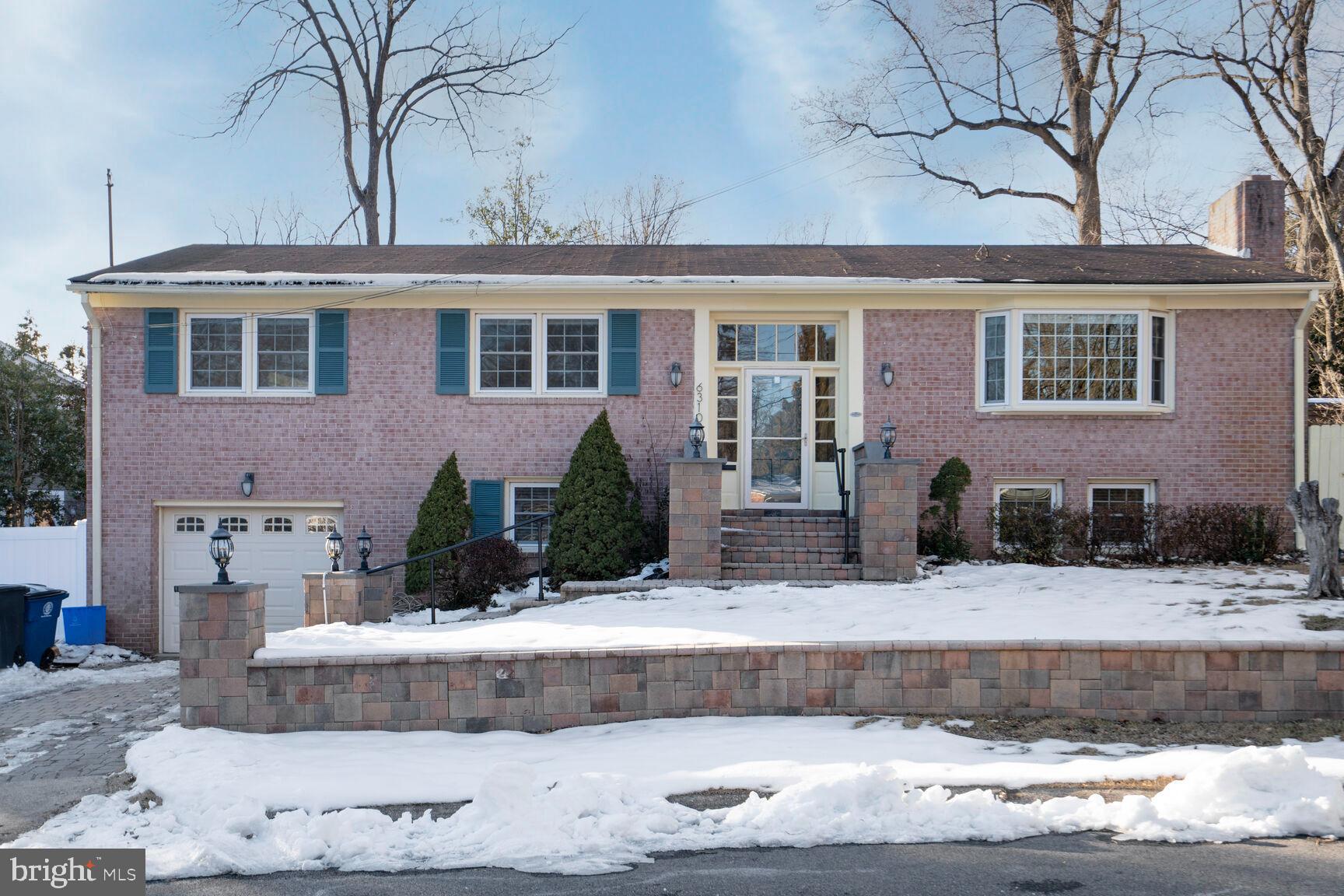 WOODBURN - Residential Lease