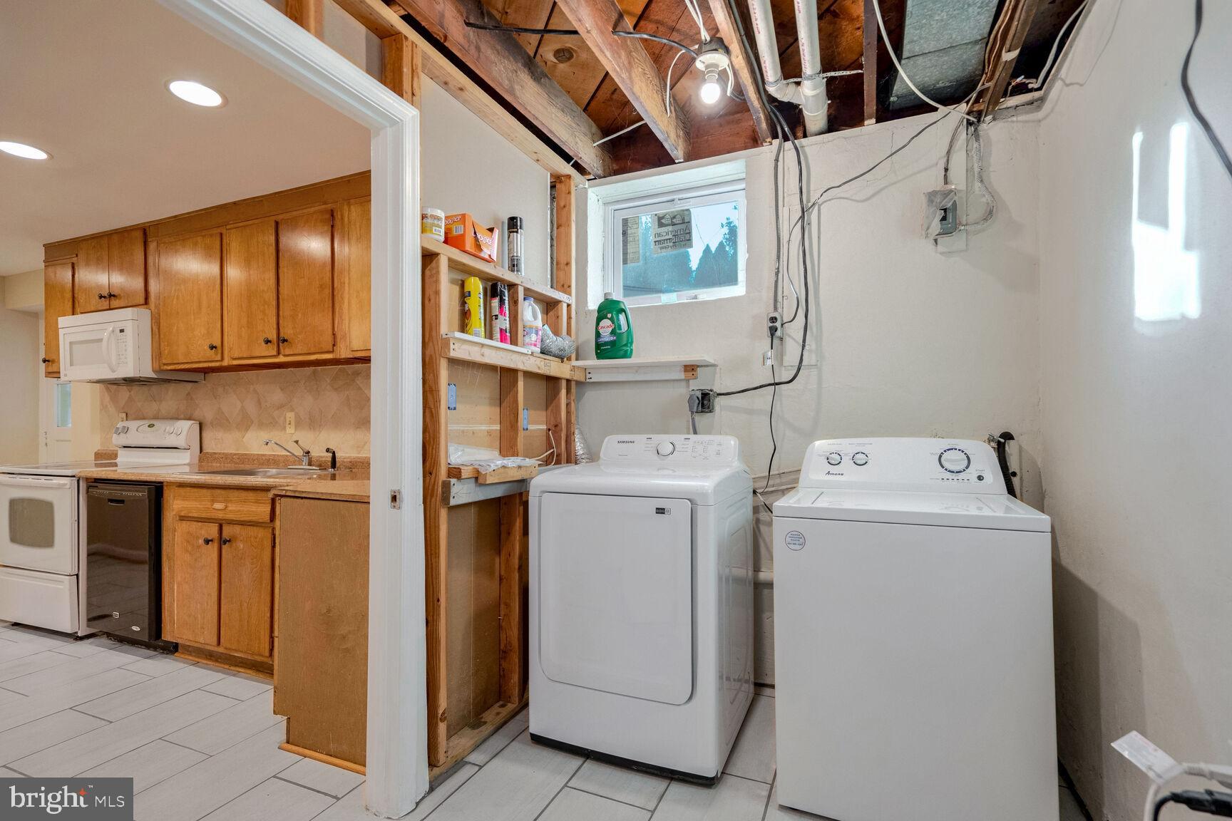 WOODBURN - Residential Lease