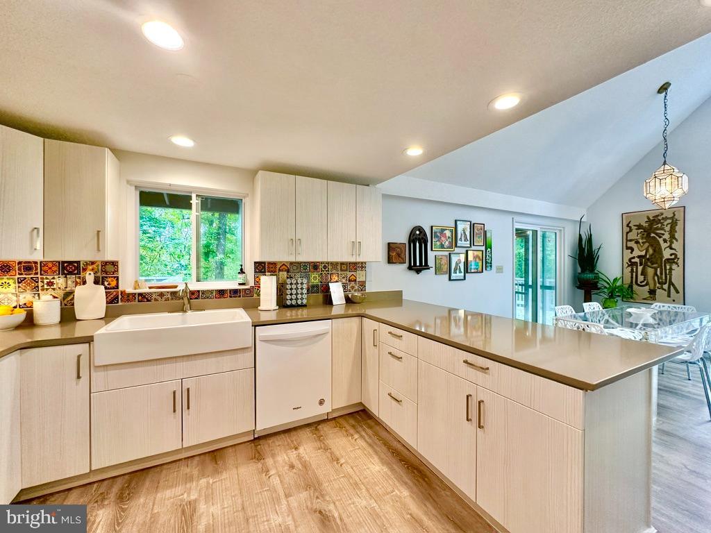 WALDEN WOODS - Residential