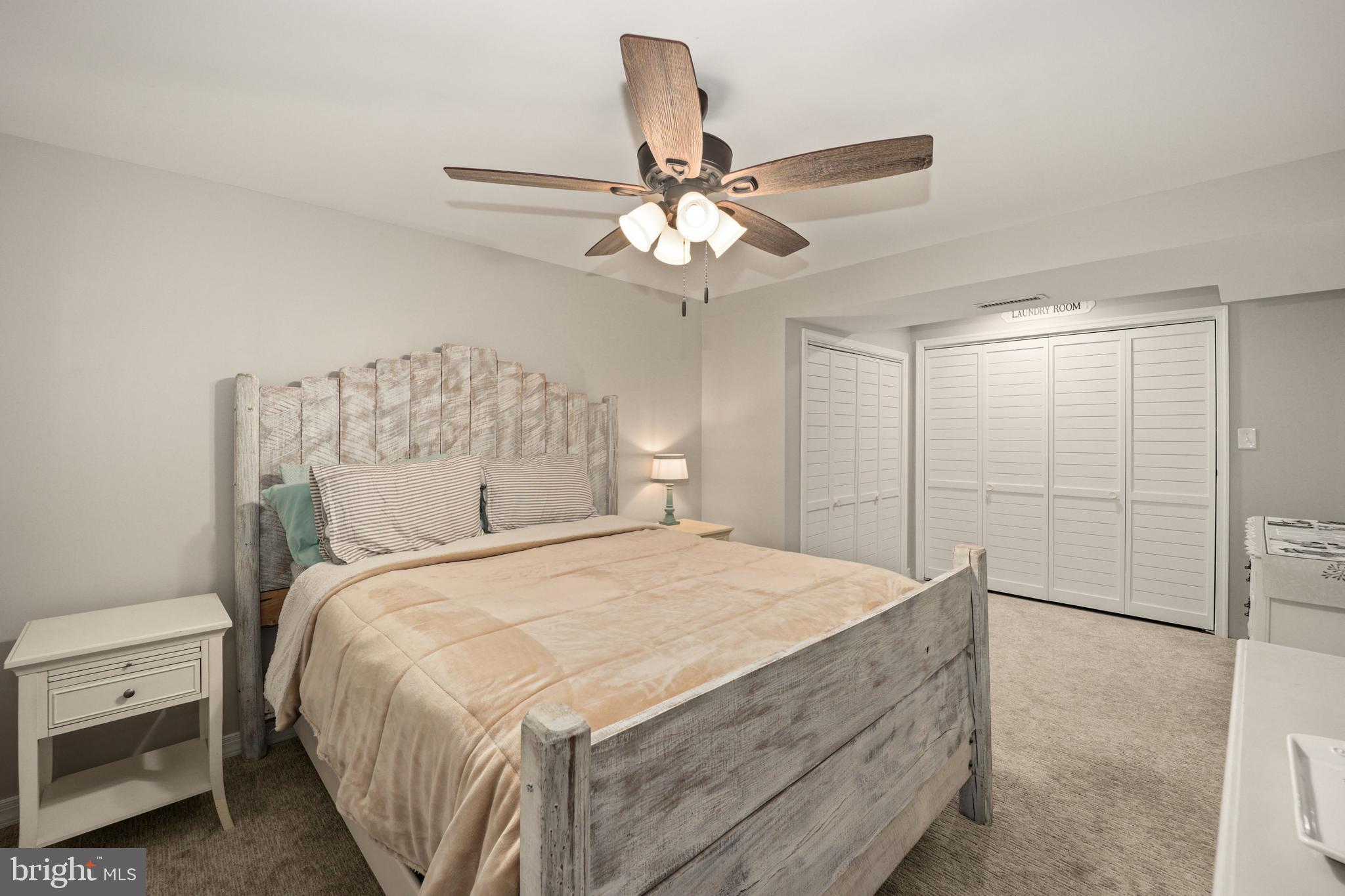 WHISPERING VALLEY - Residential