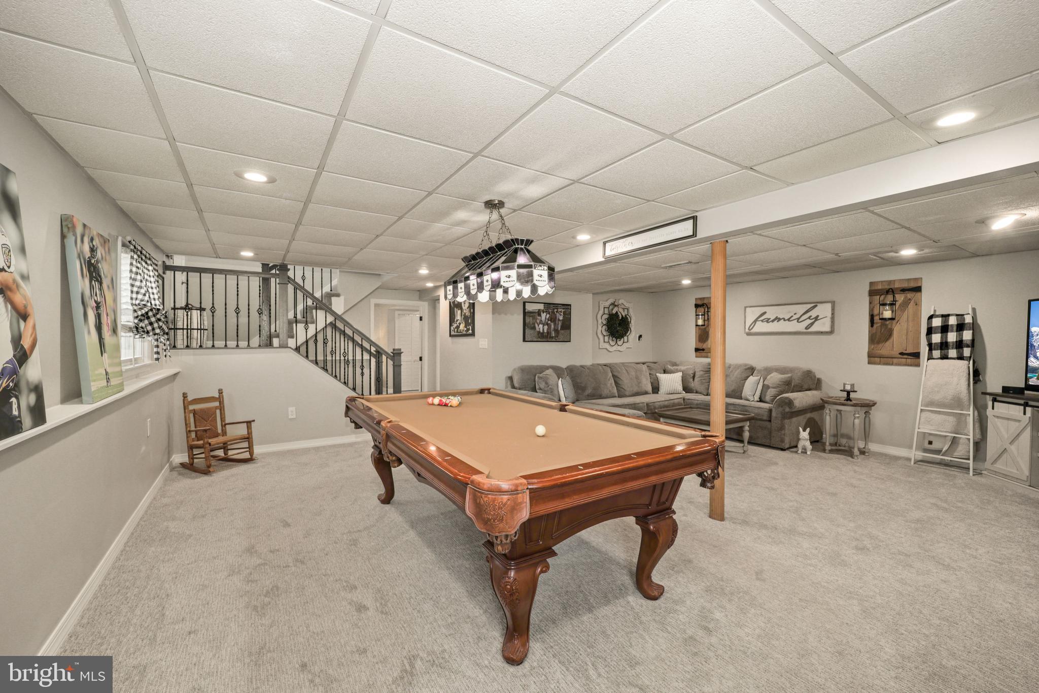 WHISPERING VALLEY - Residential