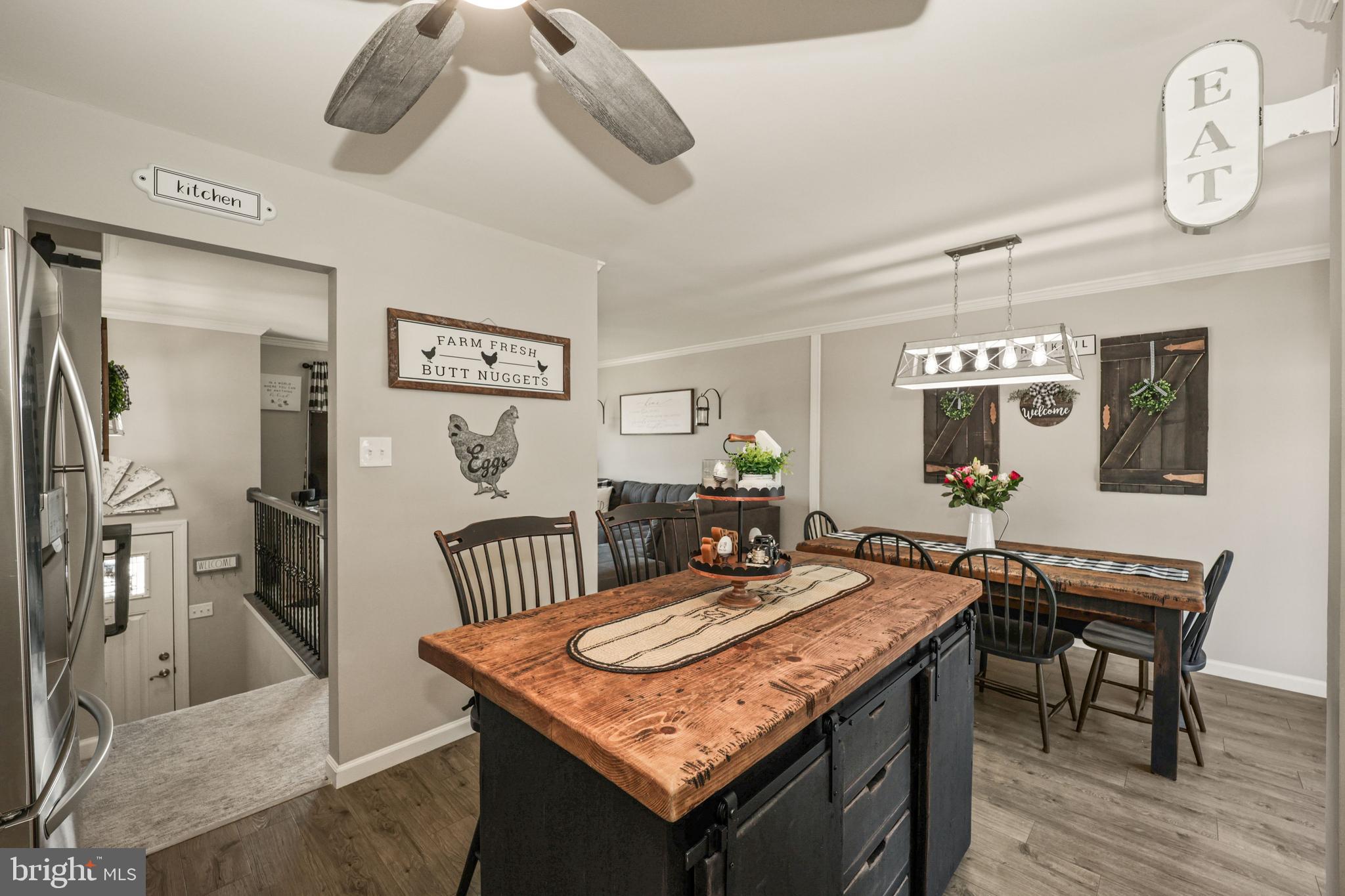 WHISPERING VALLEY - Residential