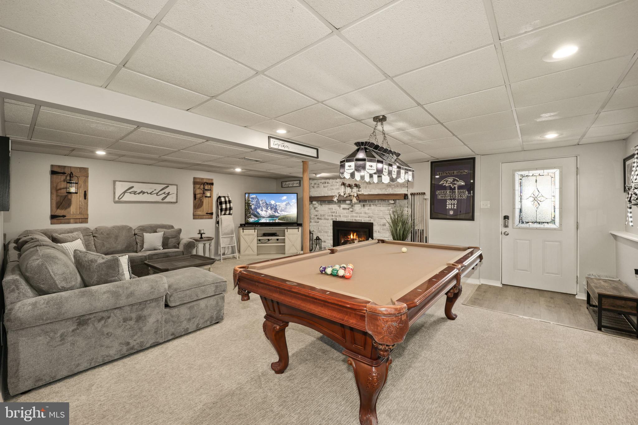 WHISPERING VALLEY - Residential