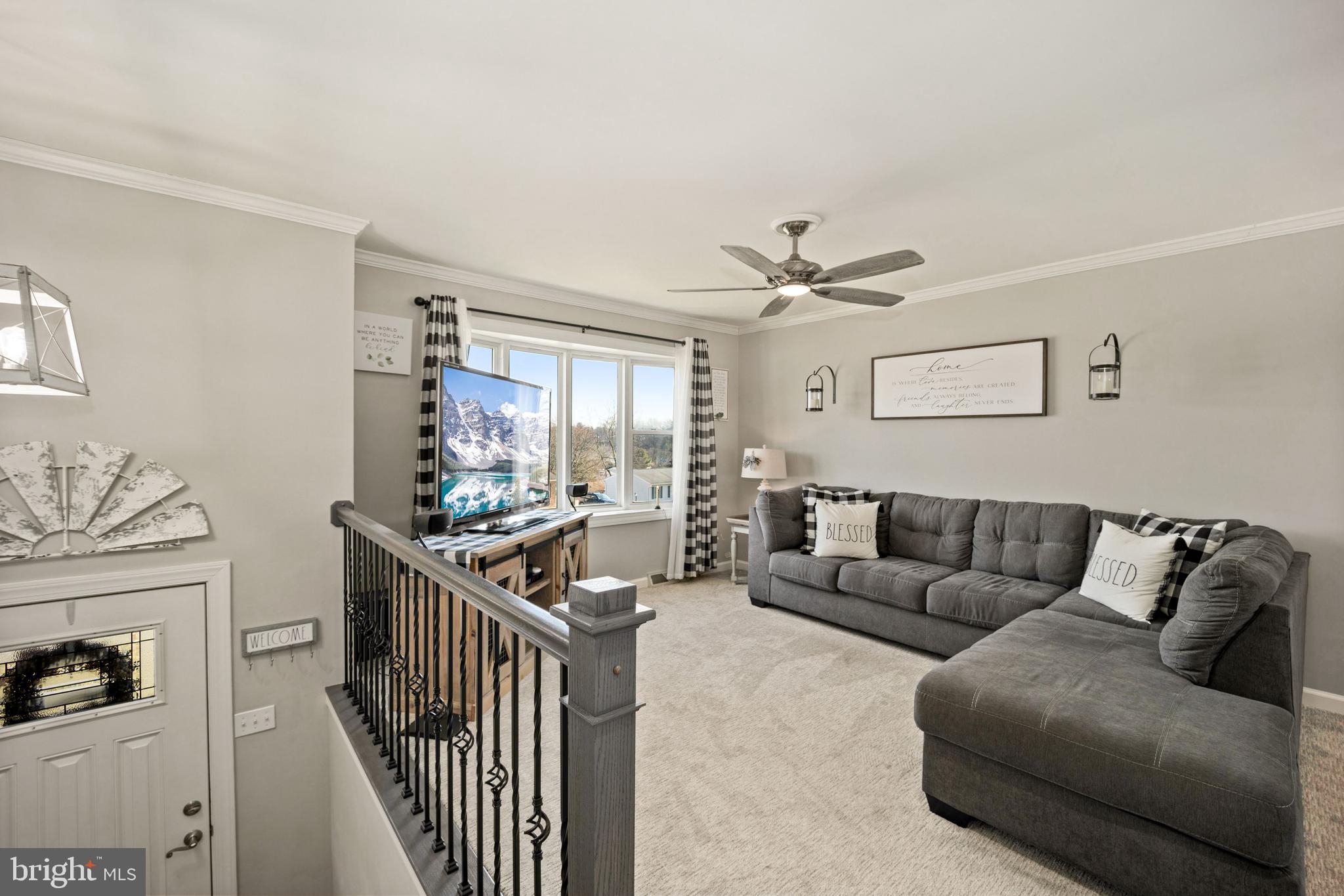 WHISPERING VALLEY - Residential