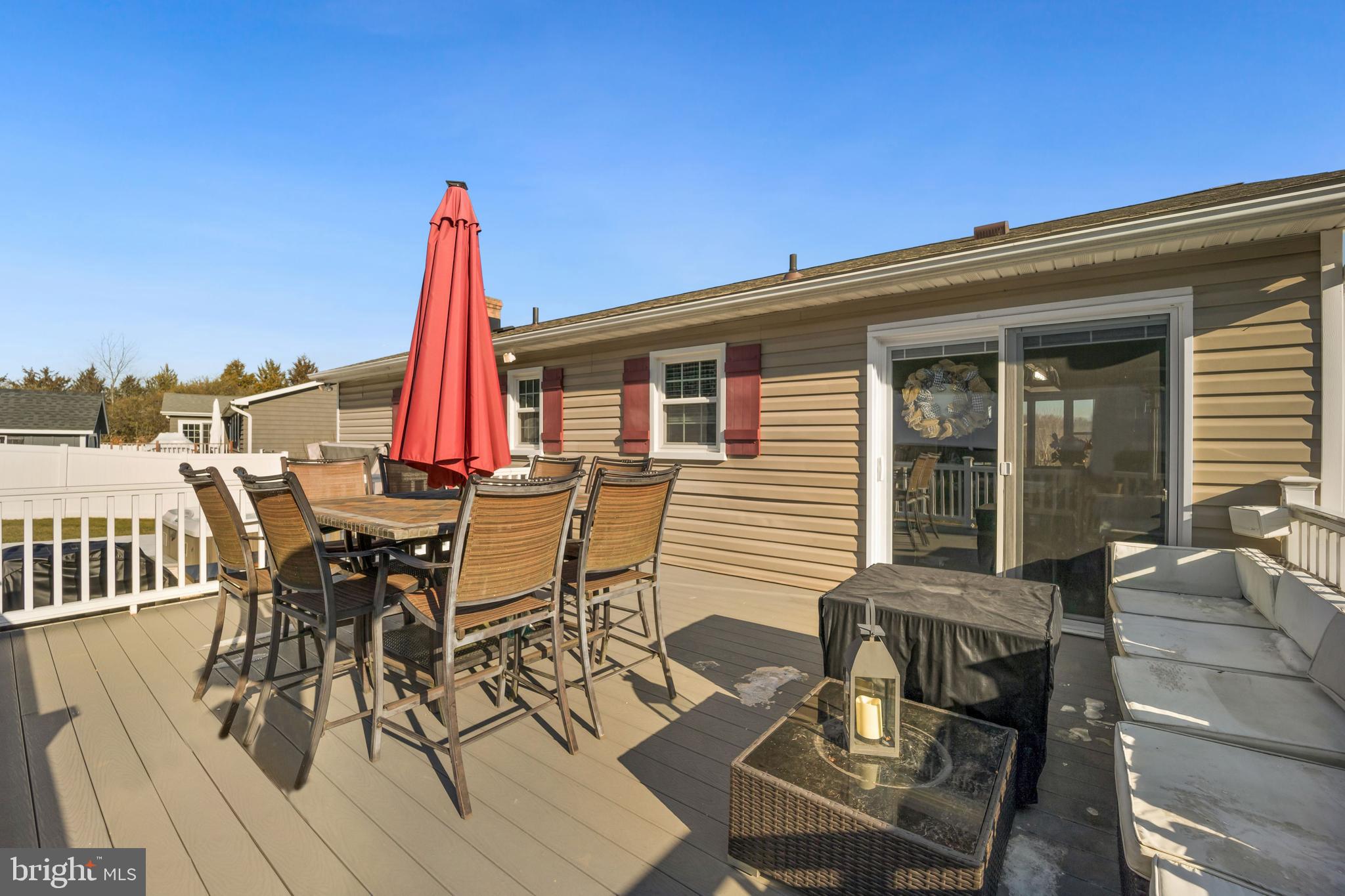 WHISPERING VALLEY - Residential