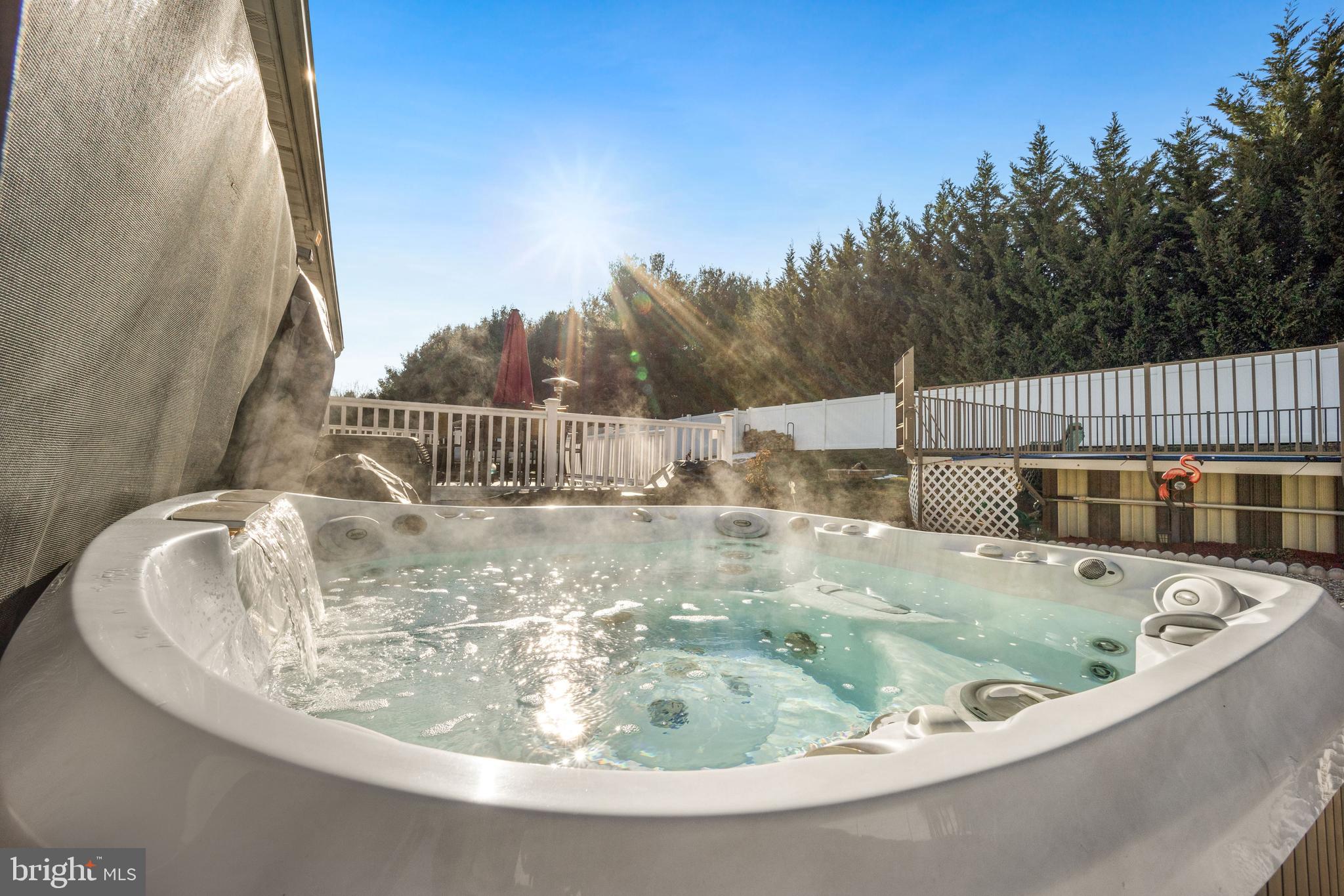 WHISPERING VALLEY - Residential