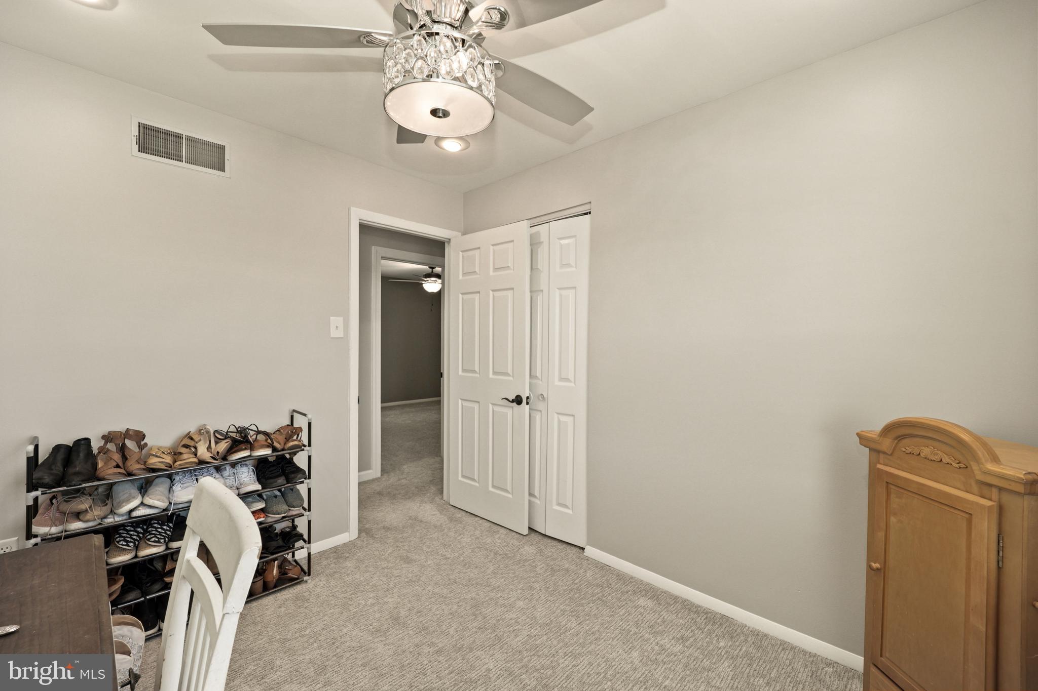 WHISPERING VALLEY - Residential