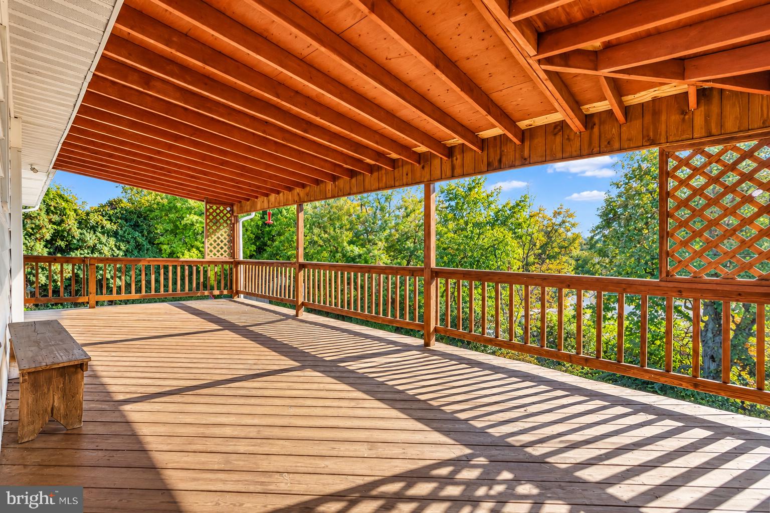 3712 HIGHLAND ROAD