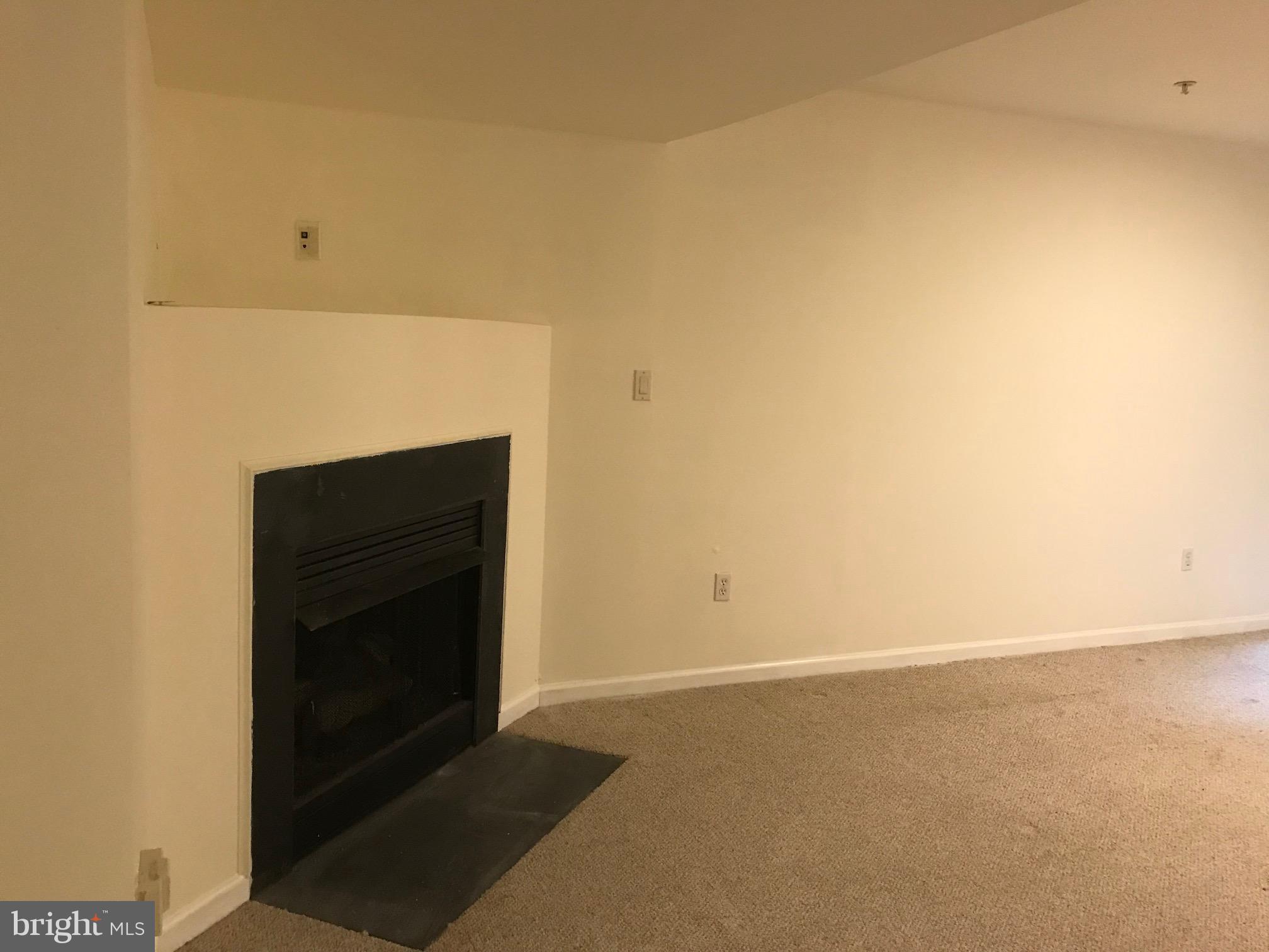 HOYLES MILL VILLAGE - Residential Lease